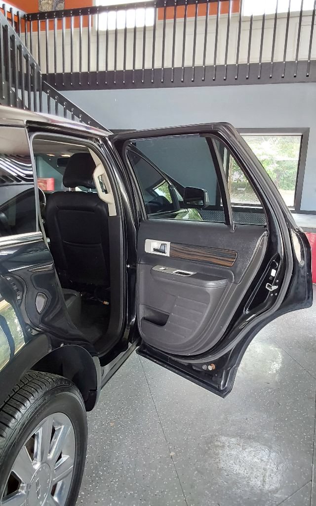 Used 2009 Lincoln MKX 2WD image 14