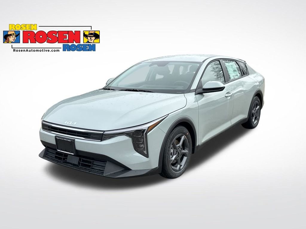 New 2025 Kia K4 LXS