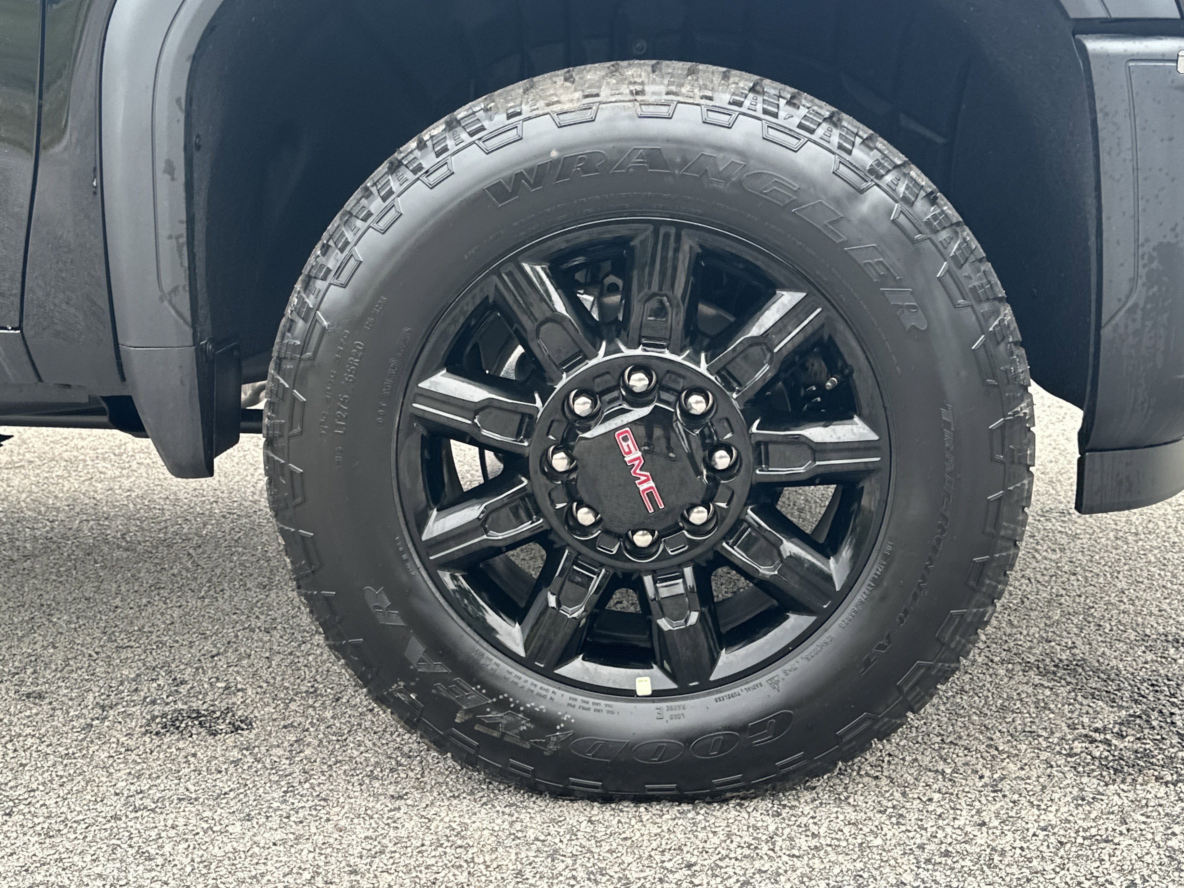 New 2026 GMC Sierra 2500 AT4 w/ AT4 Preferred Package image 12