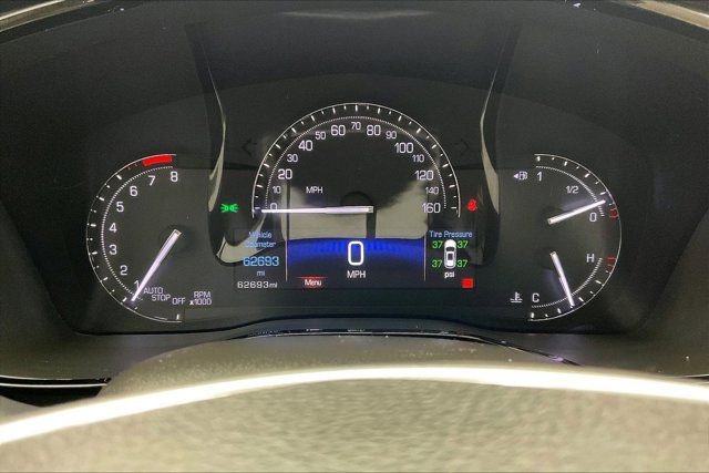 Used 2017 Cadillac XT5 Premium Luxury w/ Driver Assist Package image 21