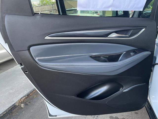 Used 2018 Buick Enclave Essence w/ Trailering Package FWD image 10