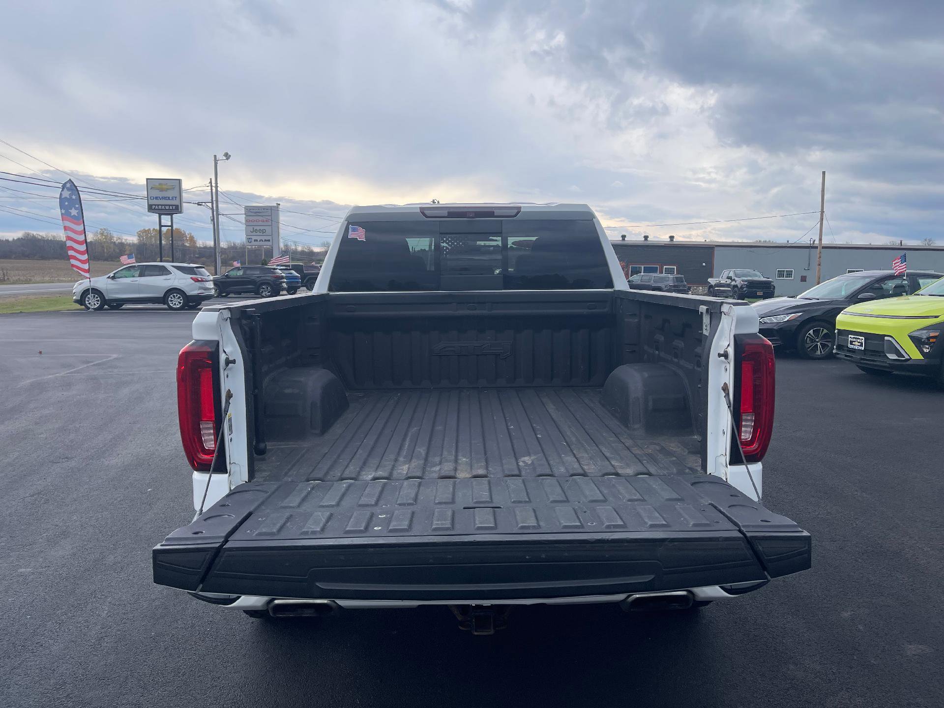 Used 2019 GMC Sierra 1500 AT4 w/ AT4 Premium Package AWD/4WD image 7