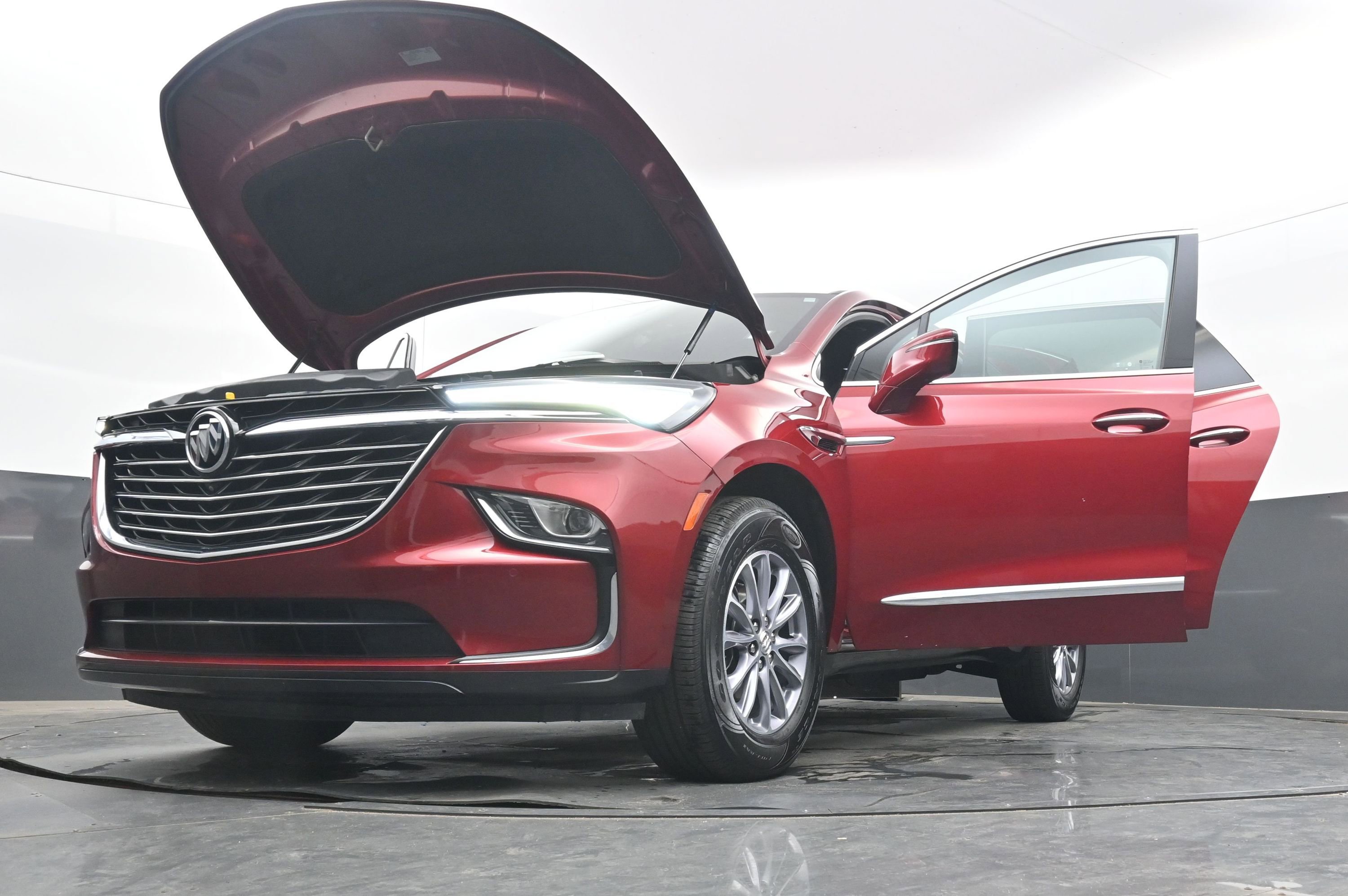 Used 2024 Buick Enclave Premium image 40