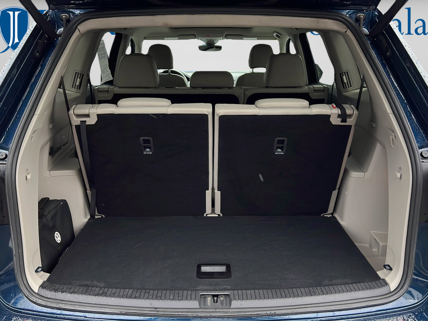 Used 2018 Volkswagen Atlas SEL FWD image 9