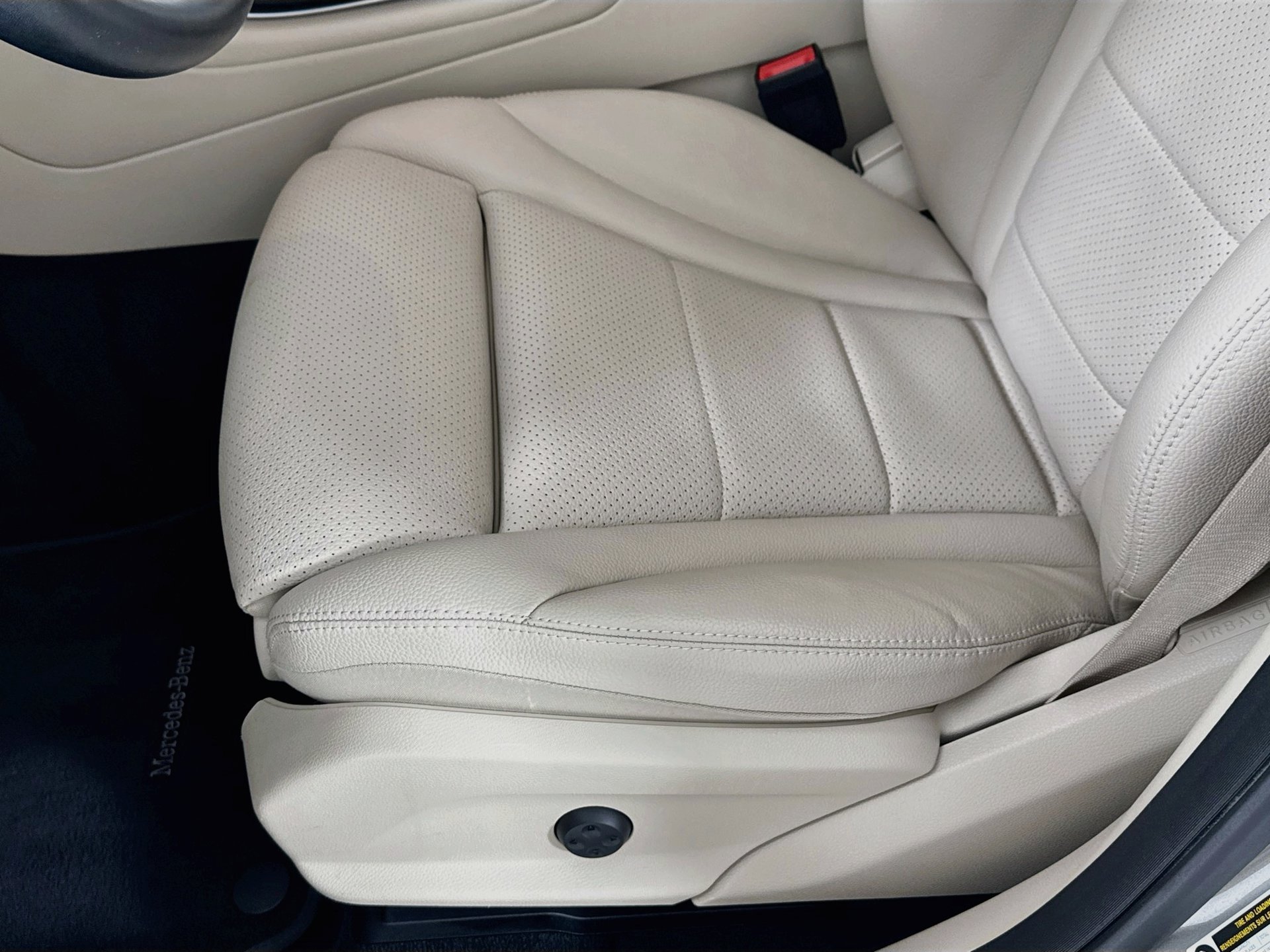 Used 2022 Mercedes-Benz GLC 300 image 19