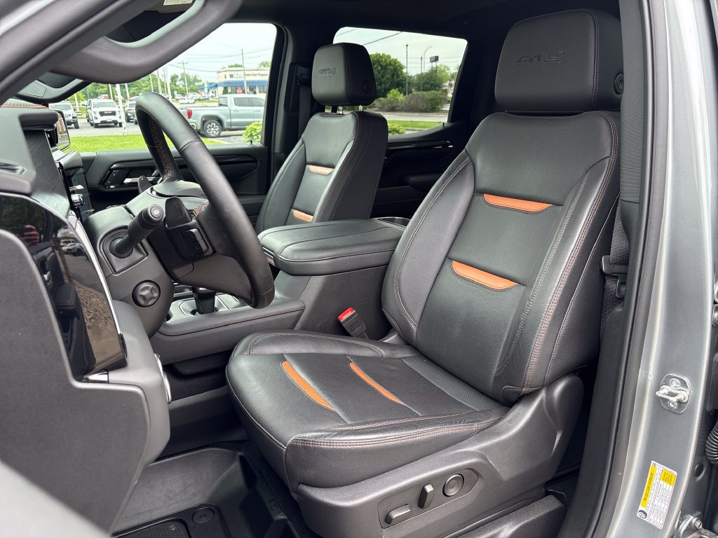 Certified 2025 GMC Sierra 1500 AT4 w/ AT4 Premium Package AWD/4WD image 26