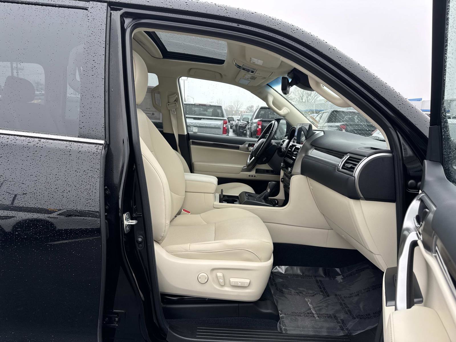 Used 2023 Lexus GX 460 Premium w/ Premium Plus Package image 13