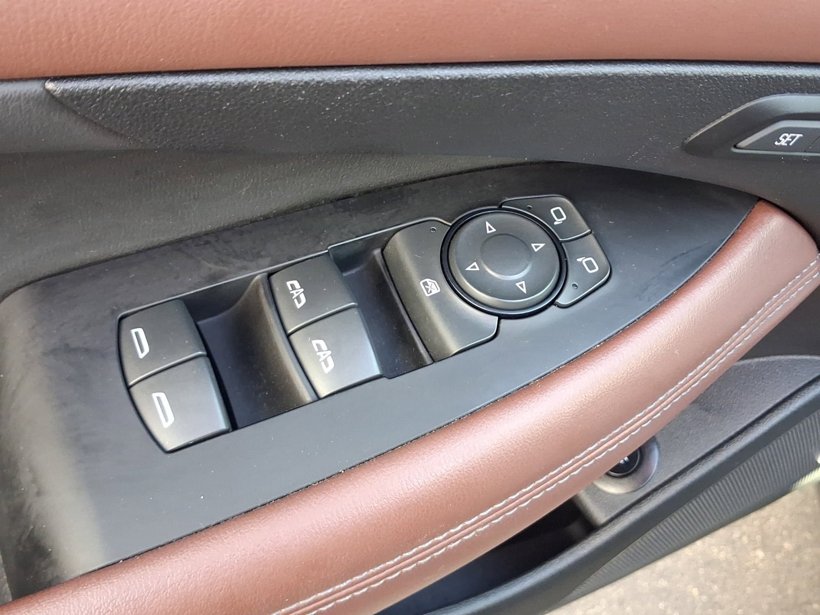 Used 2019 Buick LaCrosse Avenir w/ Driver Confidence Package II AWD/4WD image 14