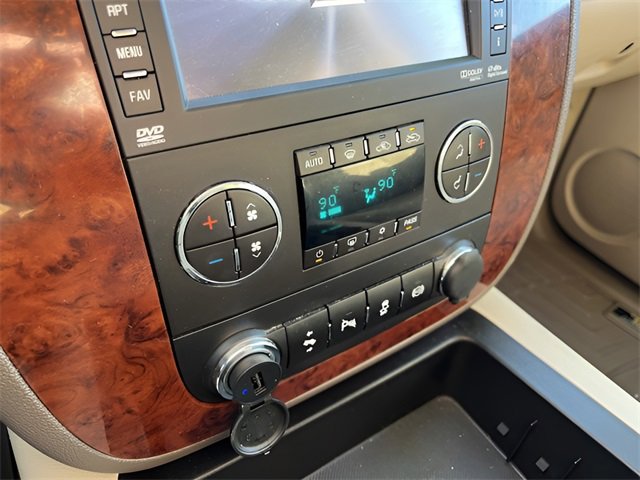 Used 2014 Chevrolet Silverado 2500 LTZ w/ LTZ Plus Package image 20