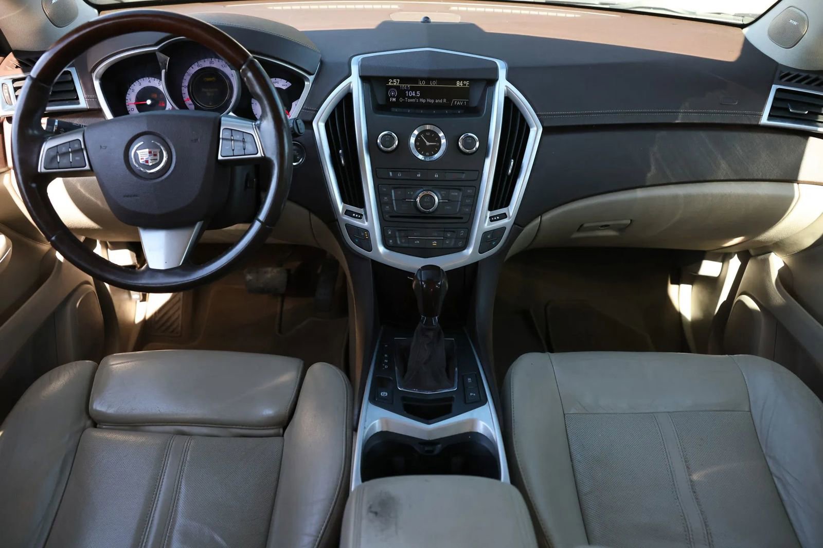 Used 2010 Cadillac SRX Luxury image 11