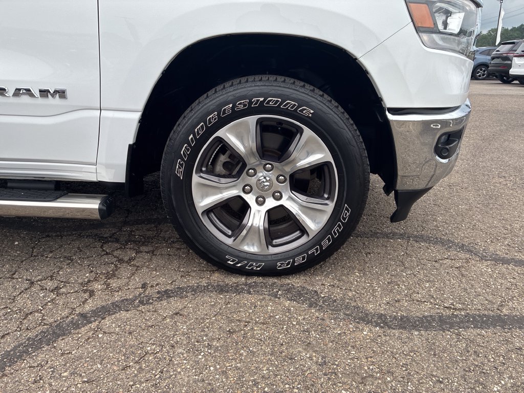Used 2023 RAM 1500 Laramie AWD/4WD image 9