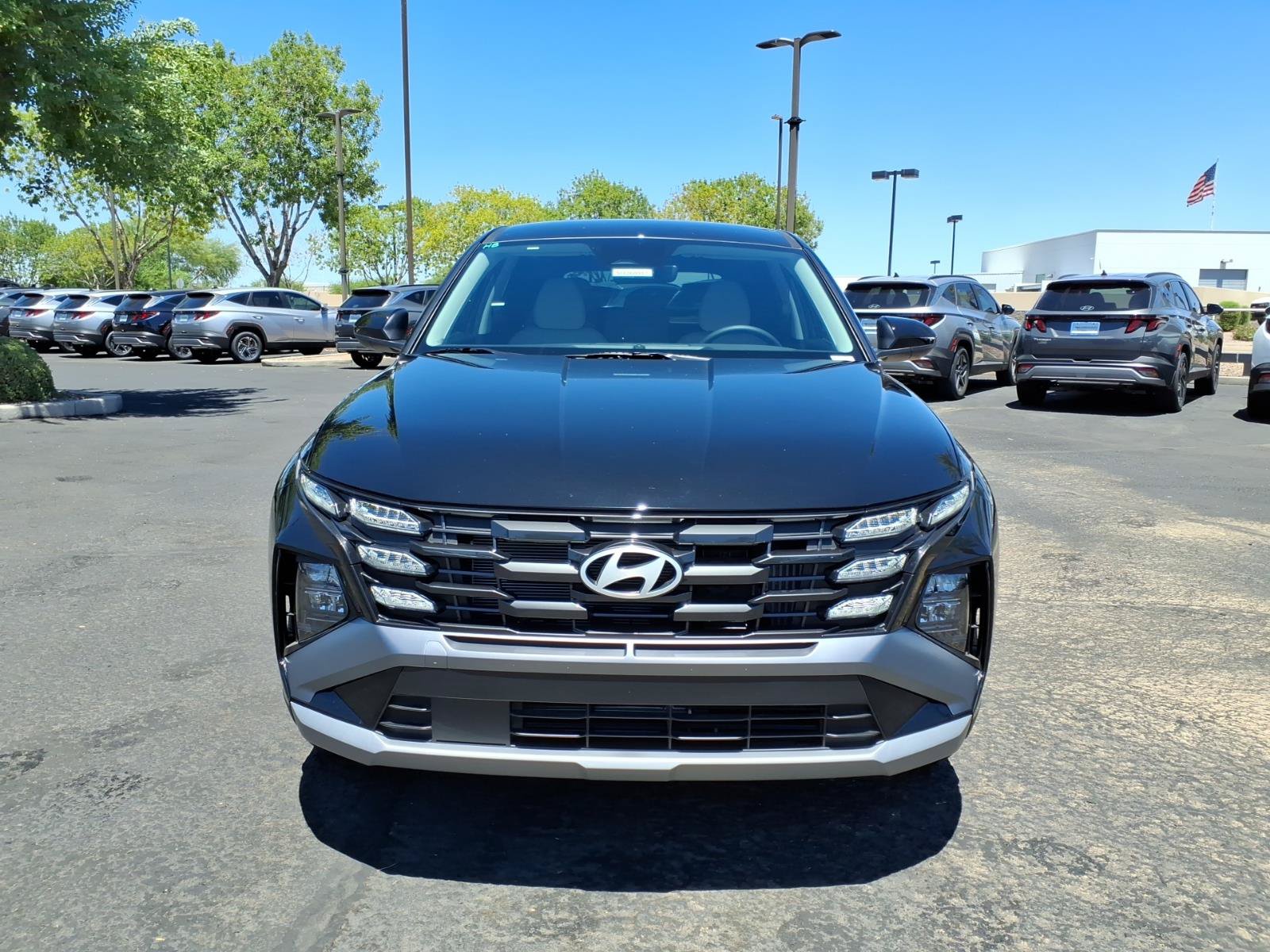 New 2026 Hyundai Tucson Blue SE AWD/4WD image 2