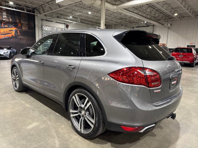 Used 2012 Porsche Cayenne S w/ Premium Pkg Plus image 38