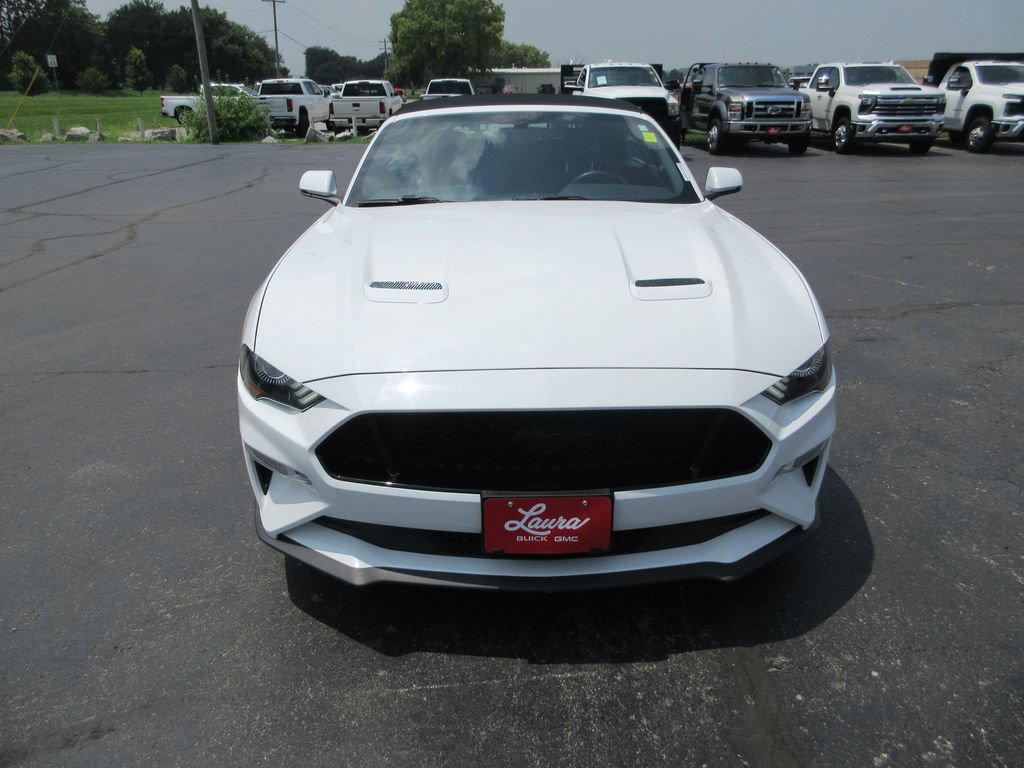 Used 2019 Ford Mustang GT Premium w/ Black Accent Package RWD image 11