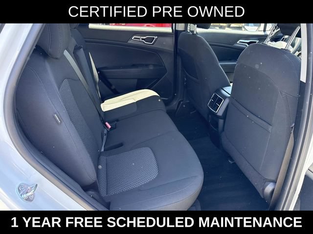 Used 2025 Kia Sportage LX FWD image 11