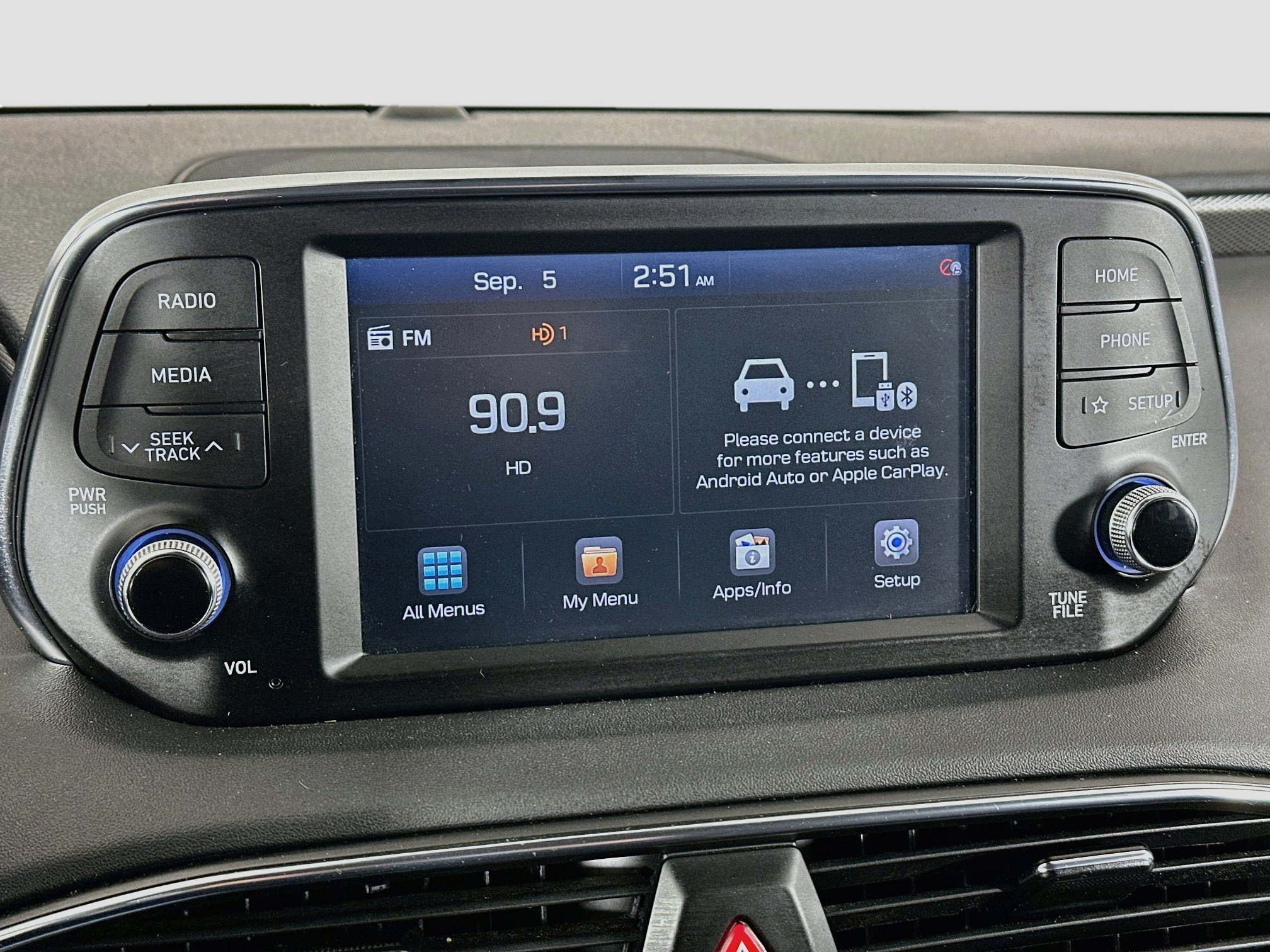Used 2020 Hyundai Santa Fe SEL w/ Convenience + Premium Package FWD image 21