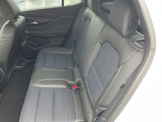 Used 2025 Buick Envista Preferred w/ Convenience I Package image 37