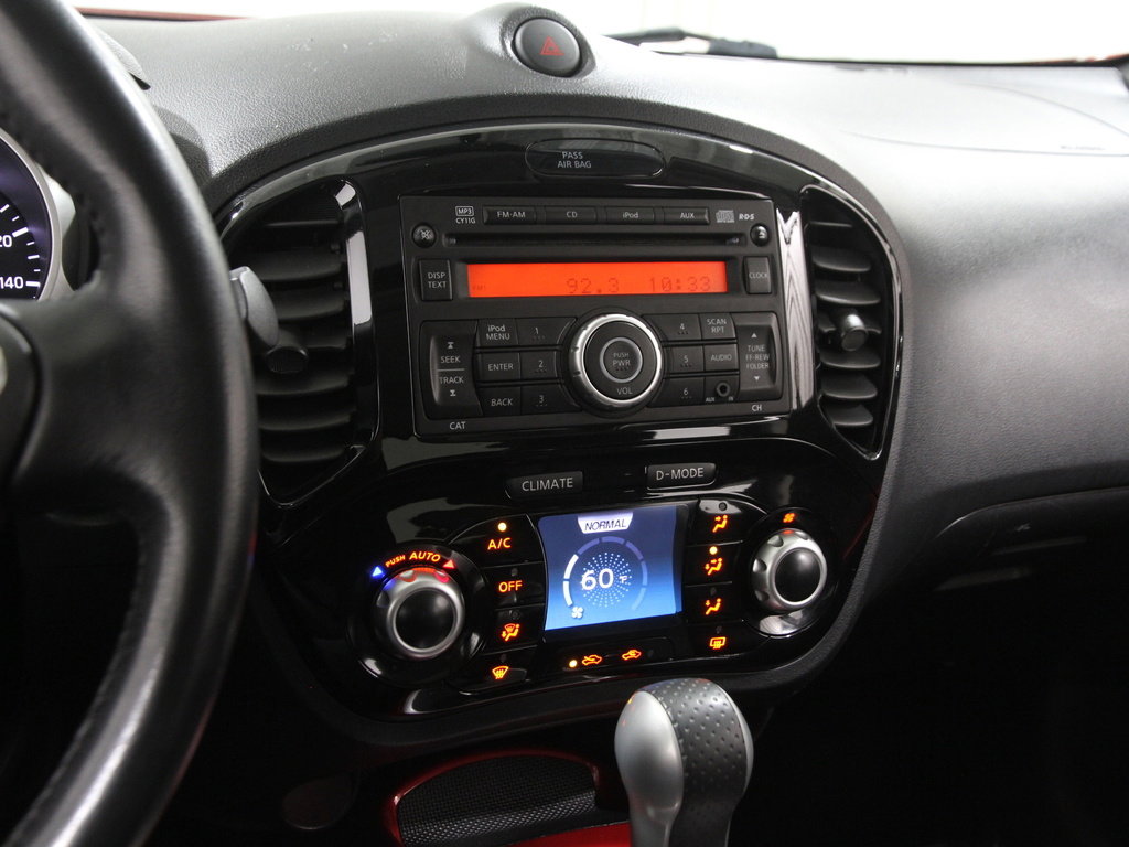 Used 2014 Nissan Juke SV image 9