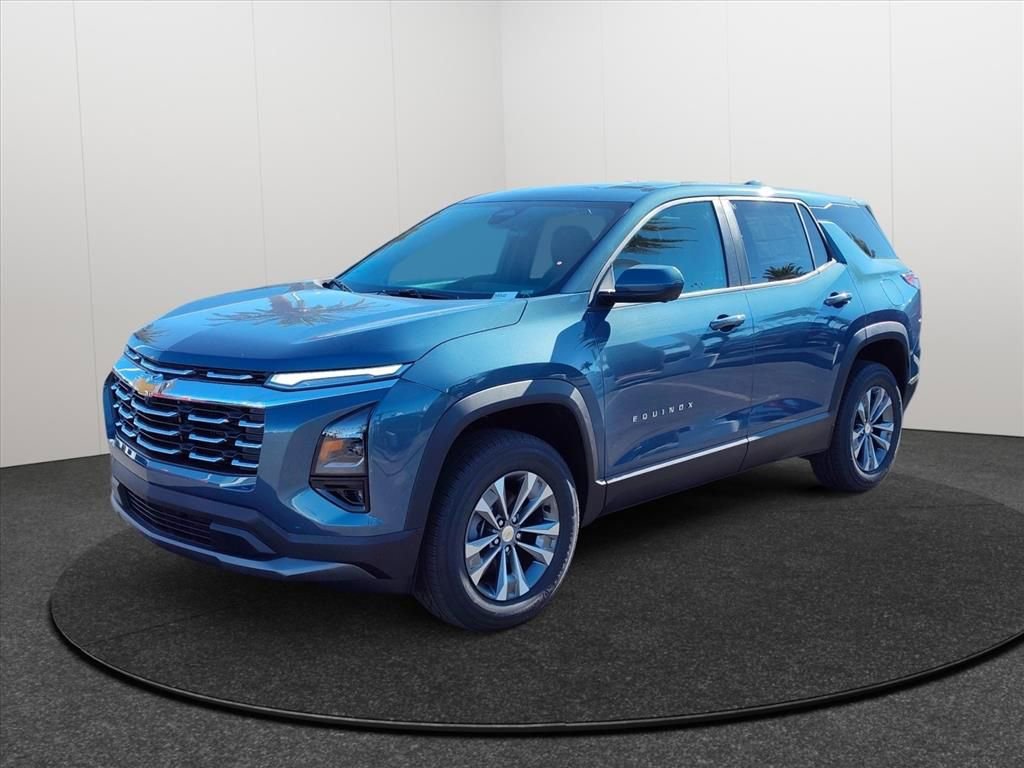 New 2026 Chevrolet Equinox LT w/ Safety and Technology Package image 3