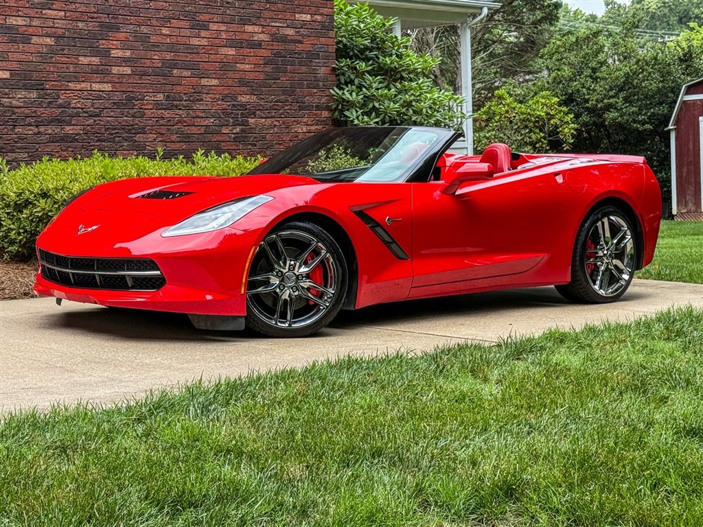 Used 2014 Chevrolet Corvette Stingray Convertible w/ 2LT Preferred Equipment Group RWD image 12