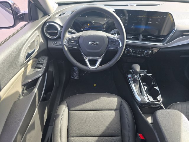 New 2026 Chevrolet Trax ACTIV w/ Driver Confidence Package FWD image 21