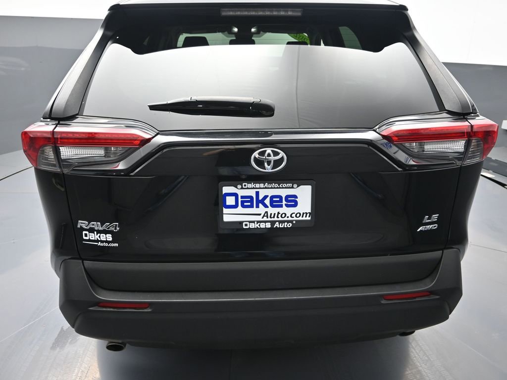 Used 2024 Toyota RAV4 LE image 33