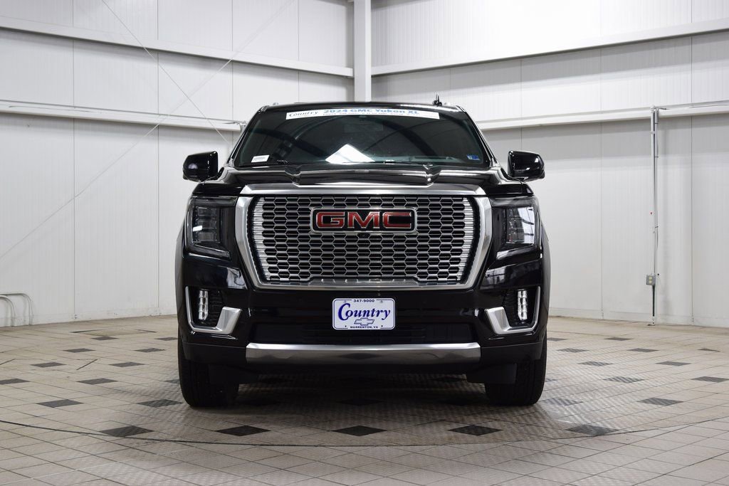 Used 2024 GMC Yukon XL Denali w/ Max Trailering Package image 2