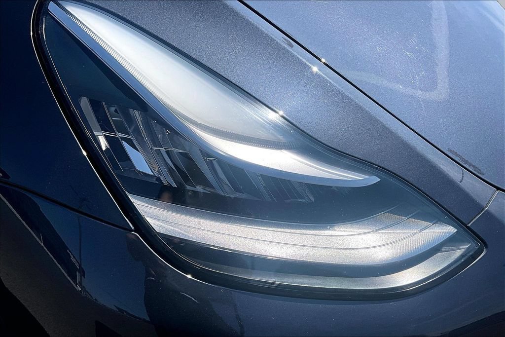 Used 2020 Tesla Model Y Long Range AWD/4WD image 29