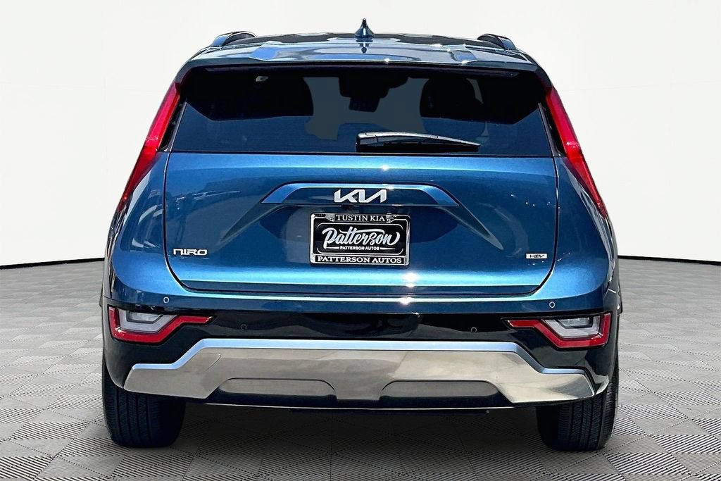 Used 2025 Kia Niro SX Touring FWD image 5