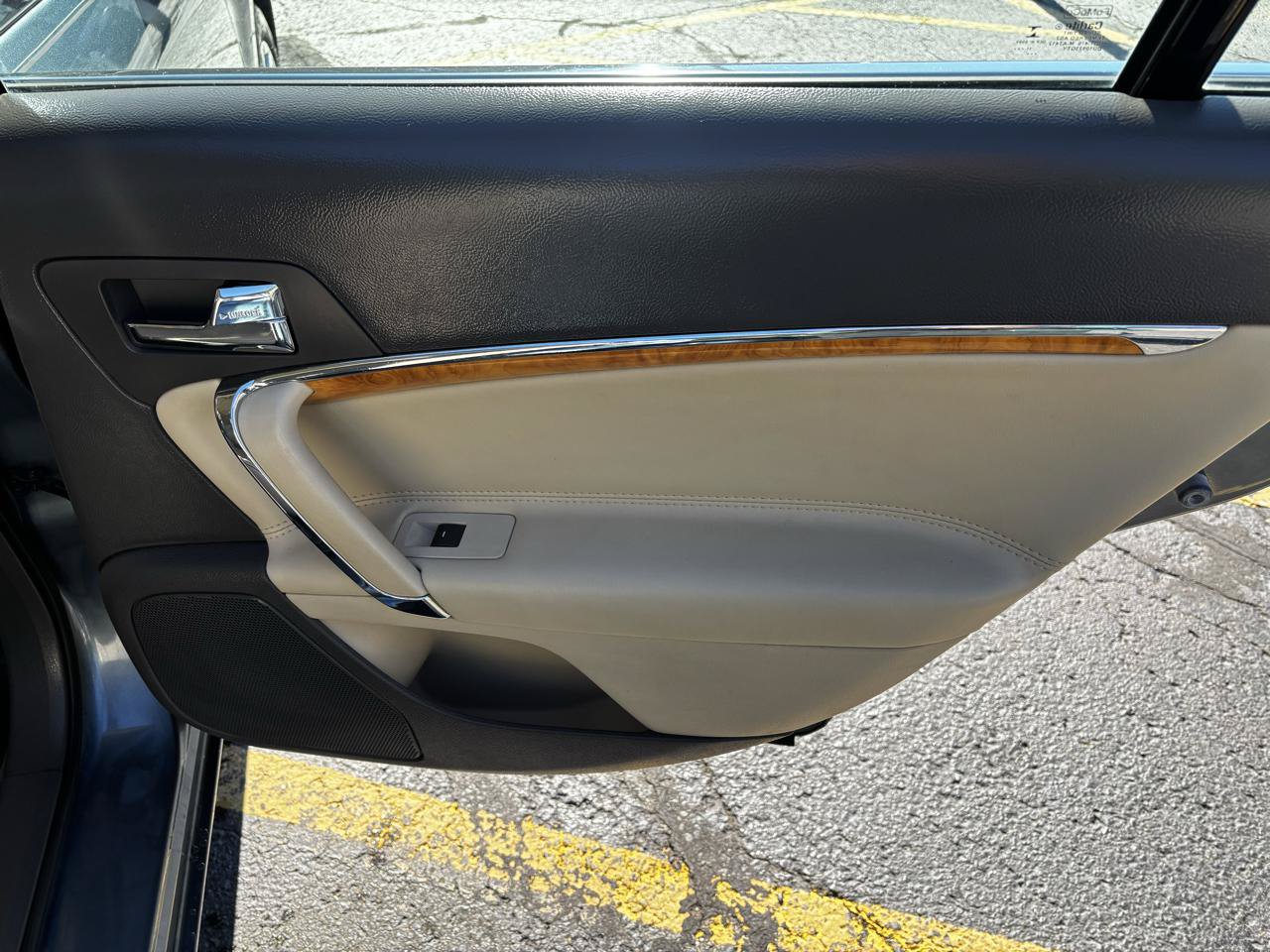 Used 2012 Lincoln MKZ FWD image 15
