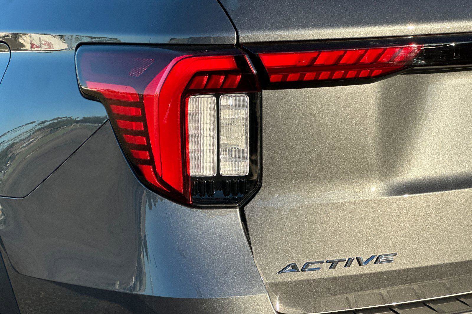 New 2026 Ford Explorer Active image 6