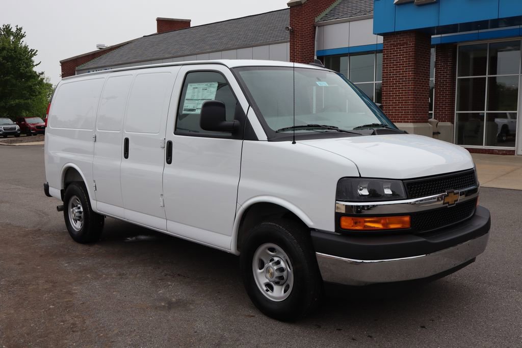 New 2025 Chevrolet Express 2500 w/ Driver Convenience Package image 2
