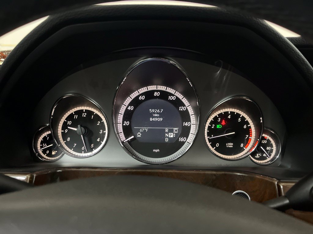 Used 2010 Mercedes-Benz E 350 Sedan image 60