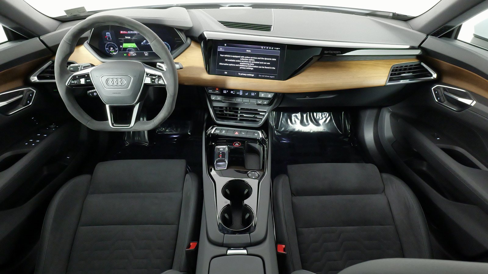 Used 2023 Audi e-tron GT Premium Plus image 42