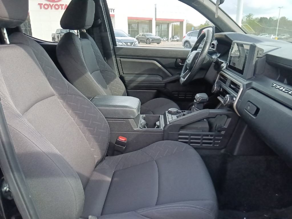 Used 2024 Toyota Tacoma SR image 30