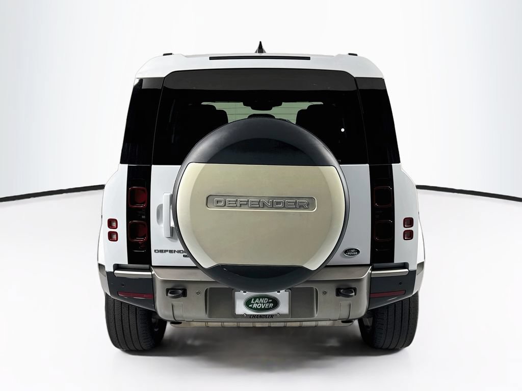 Used 2022 Land Rover Defender 110 X-Dynamic SE AWD/4WD image 6