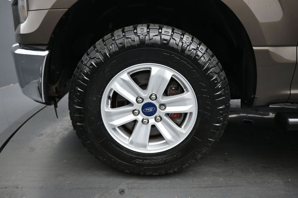 Used 2016 Ford F150 XLT w/ Equipment Group 301A Mid AWD/4WD image 45