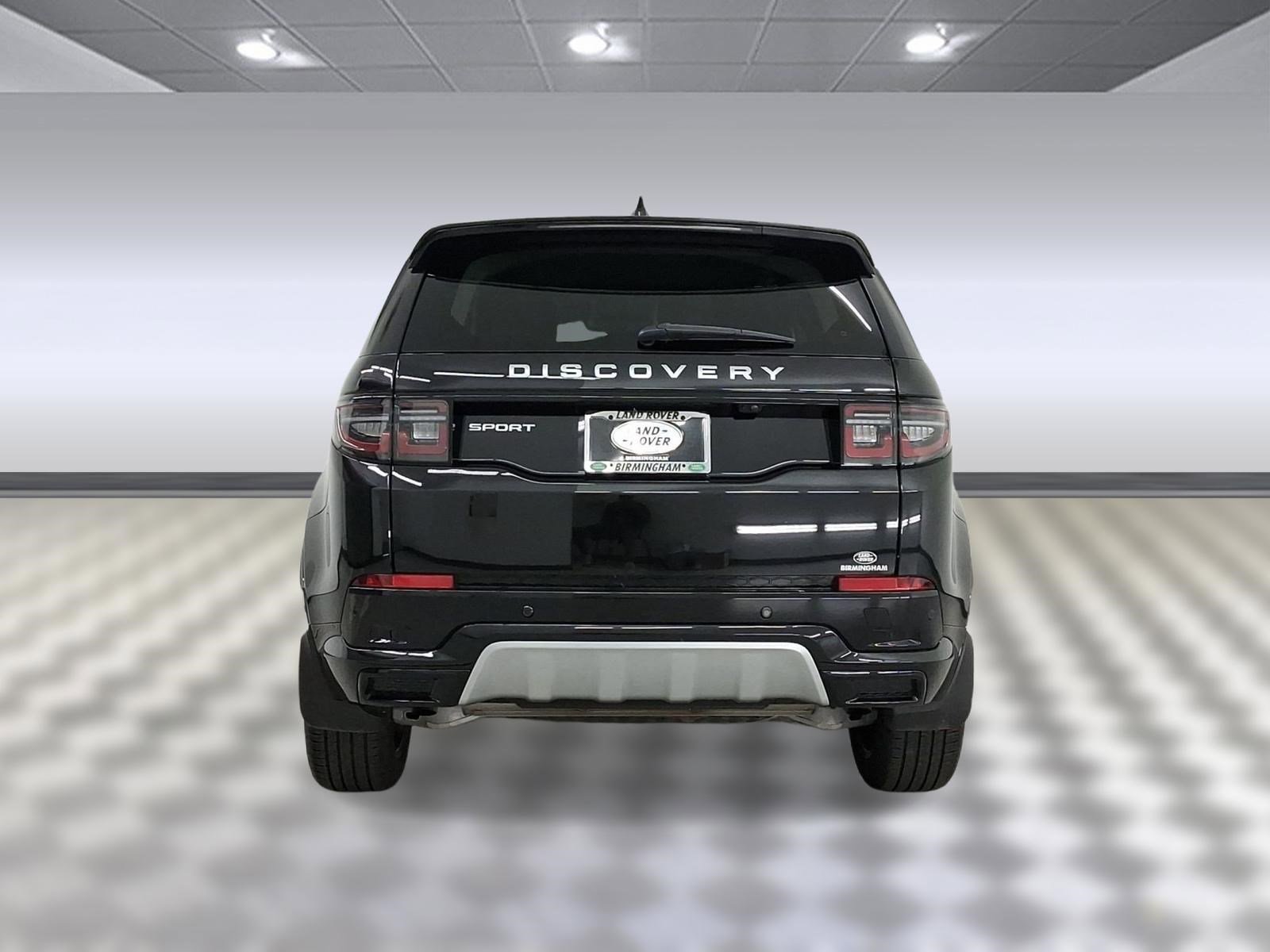 Used 2025 Land Rover Discovery Sport S image 10