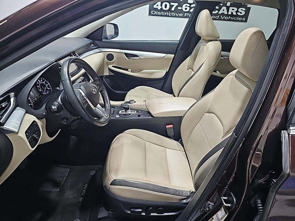 Used 2020 INFINITI QX50 Essential w/ Convenience Package image 5