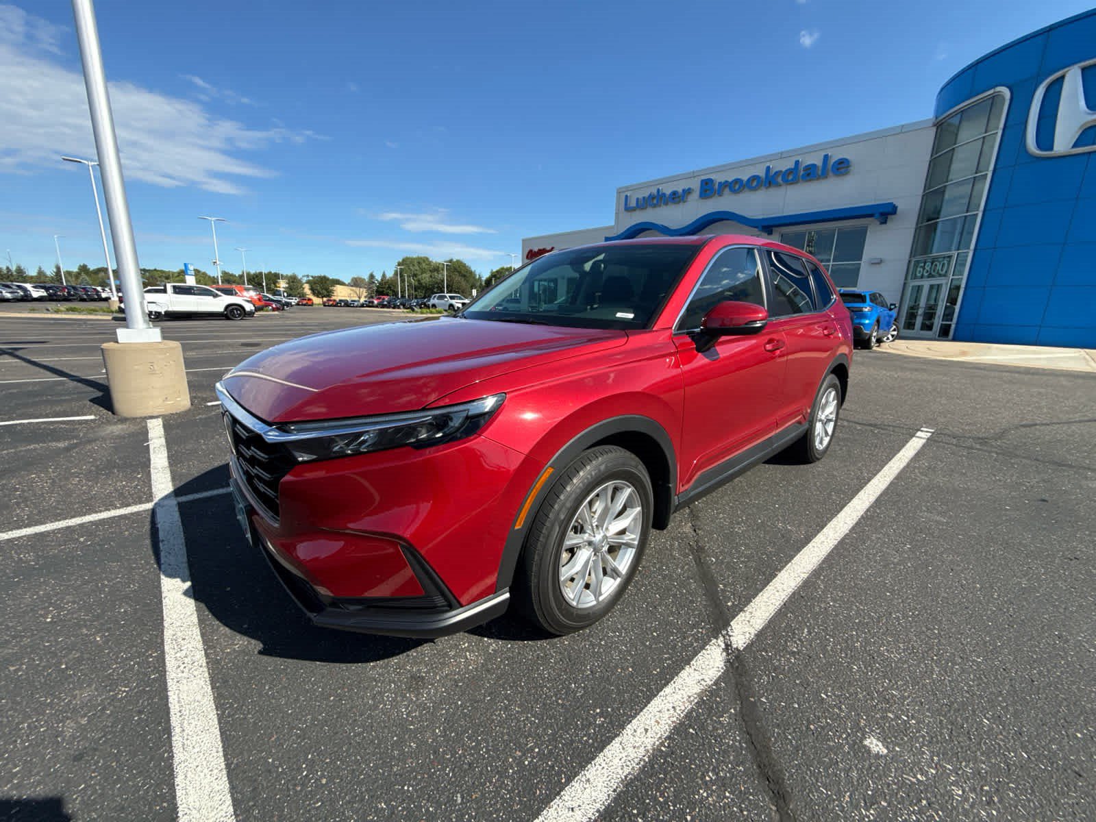 Used 2023 Honda CR-V EX image 2