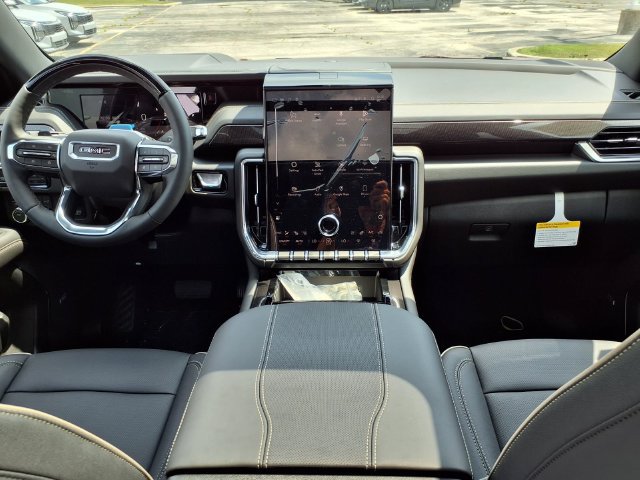 New 2026 GMC Yukon Elevation w/ Elevation Premium Package AWD/4WD image 19
