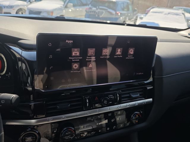 New 2026 Nissan Pathfinder SL w/ SL Premium Package AWD/4WD image 18