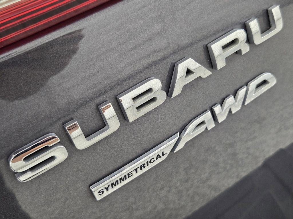 Used 2019 Subaru Outback 3.6R Limited AWD/4WD image 12