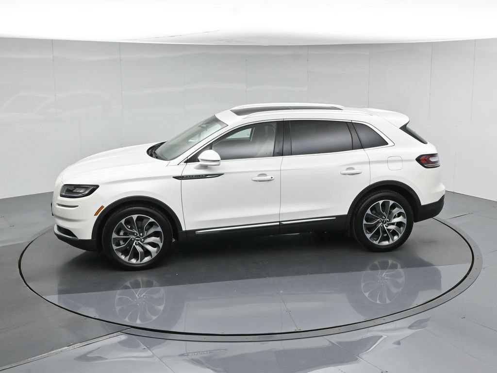 Used 2023 Lincoln Nautilus Reserve w/ Luxury Package AWD/4WD image 45
