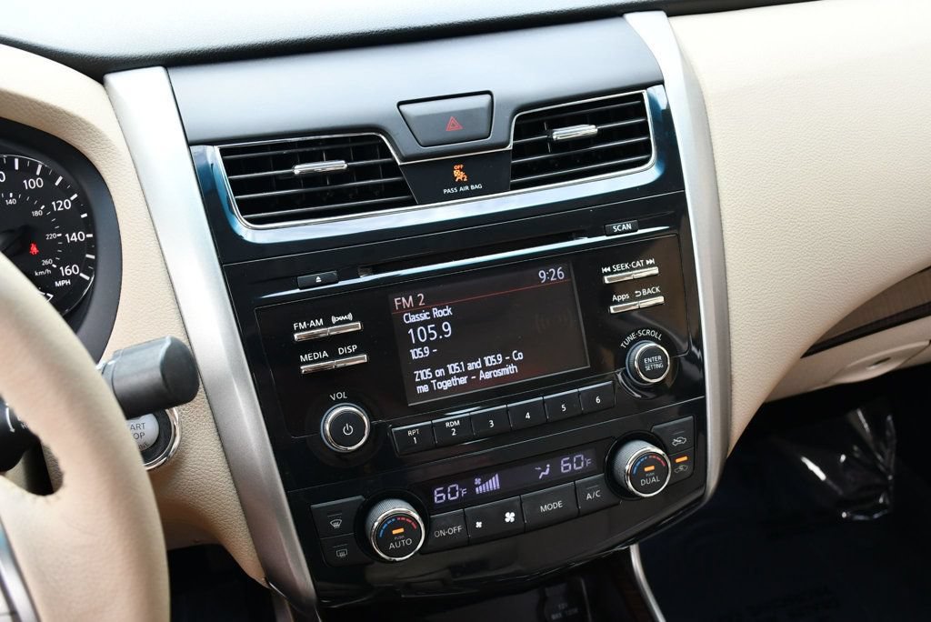 Used 2015 Nissan Altima 2.5 SL w/ Moonroof Package FWD image 52
