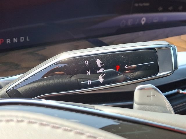 Certified 2025 Cadillac Escalade Sport Platinum AWD/4WD image 15
