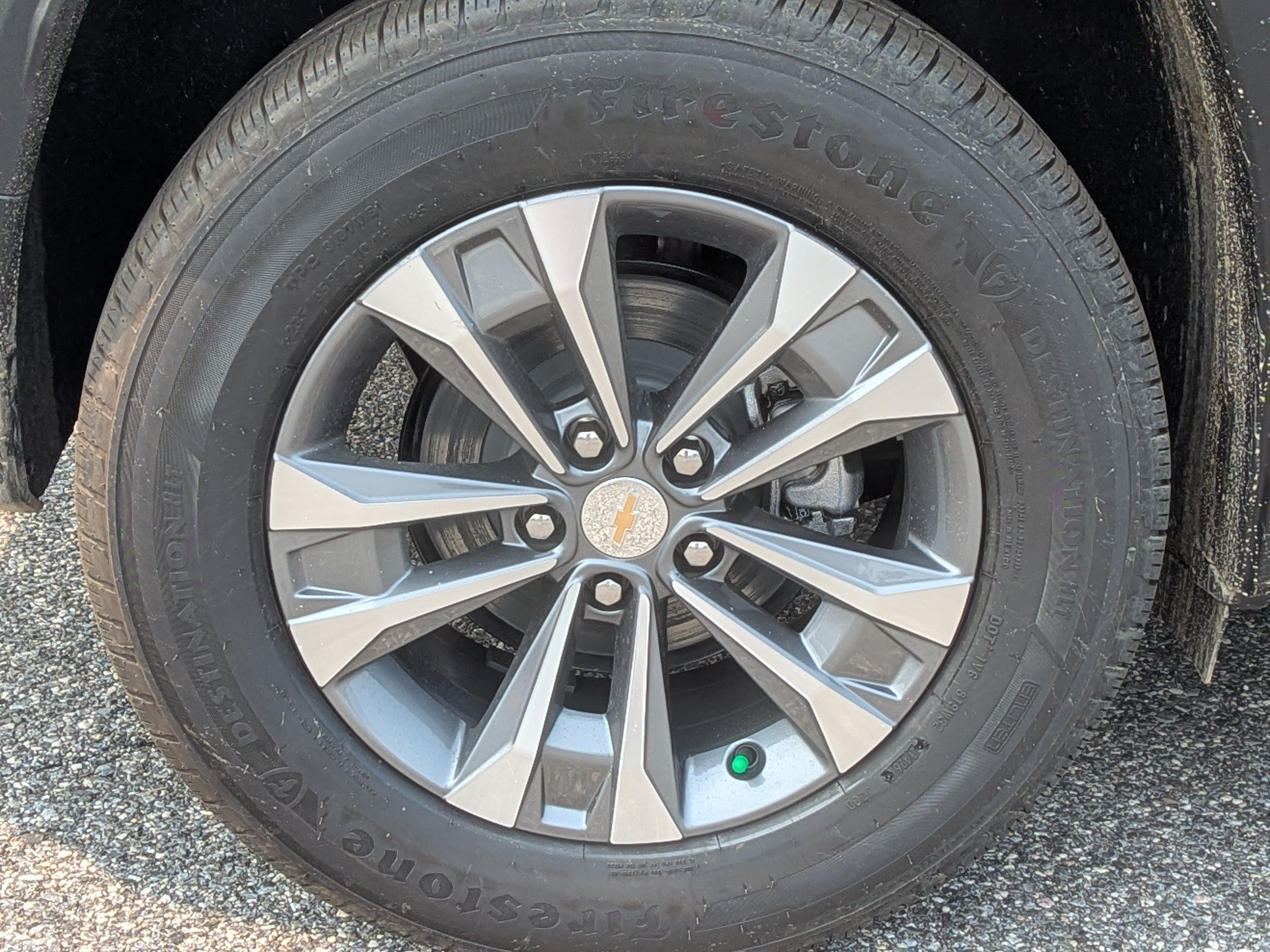 New 2027 Chevrolet Equinox LT FWD image 9
