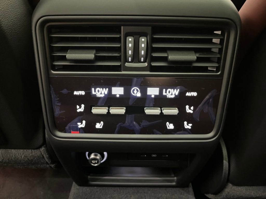 New 2025 Porsche Cayenne S image 30