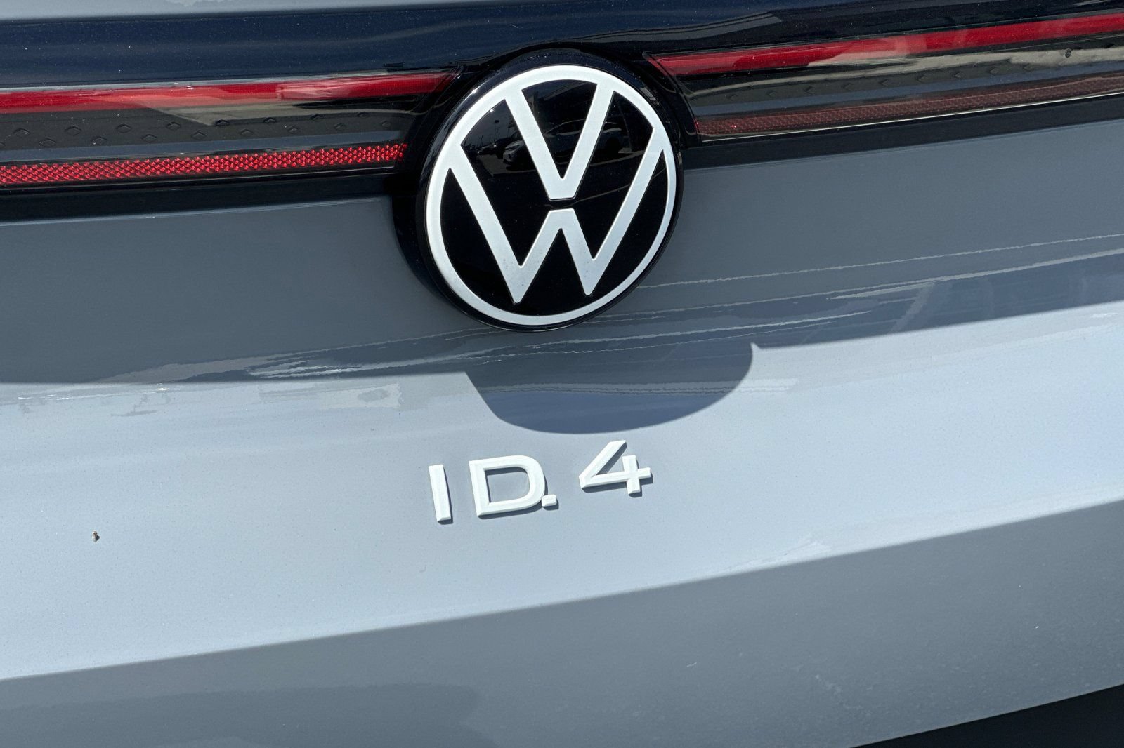 Used 2021 Volkswagen ID.4 Pro S w/ Gradient Package AWD/4WD image 27