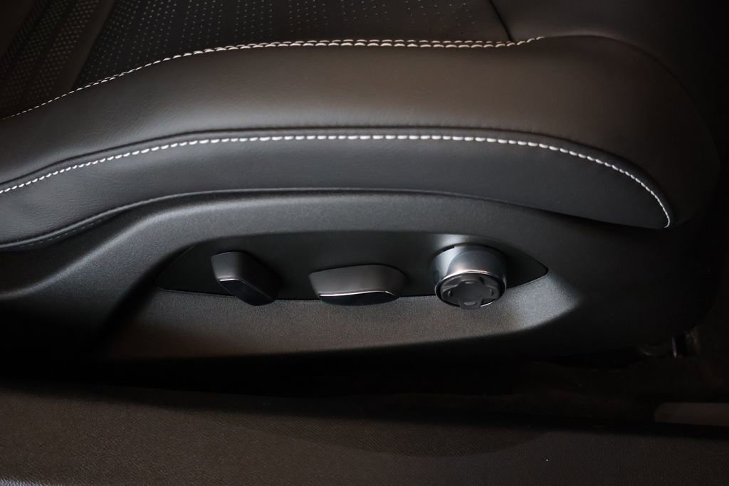 New 2025 Chevrolet Corvette Z06 w/ Battery Protection Package image 40